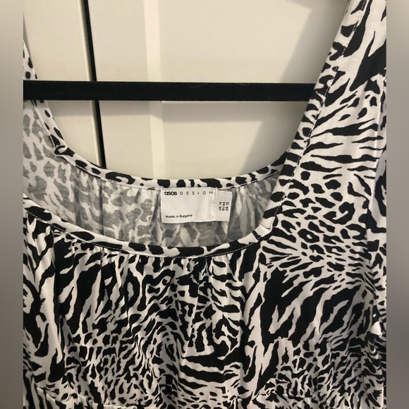 ASOS DESIGN Animal print three tiered dress - Picture 2 of 4